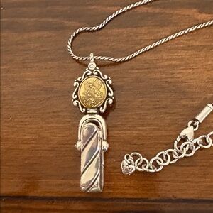 listing-status-banner